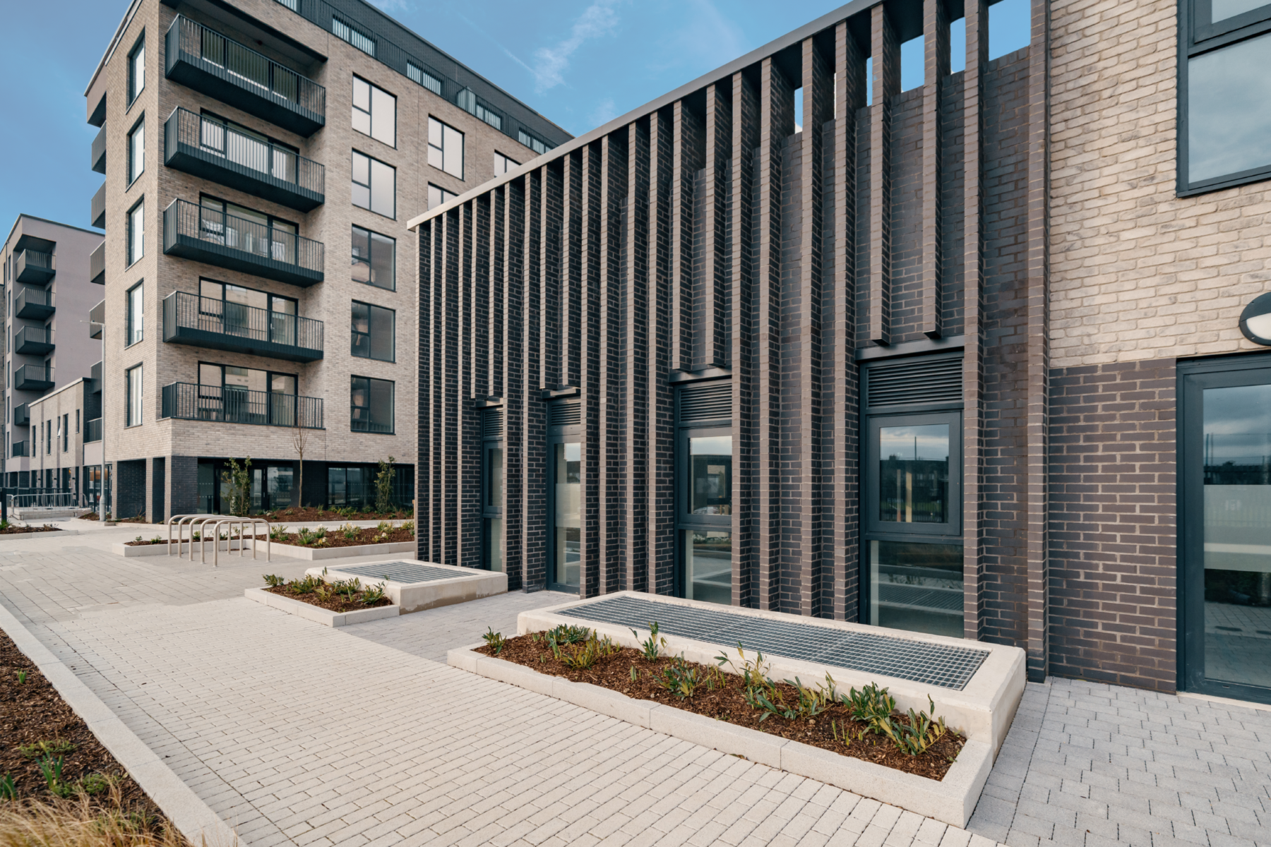 Pipers-exterior-4